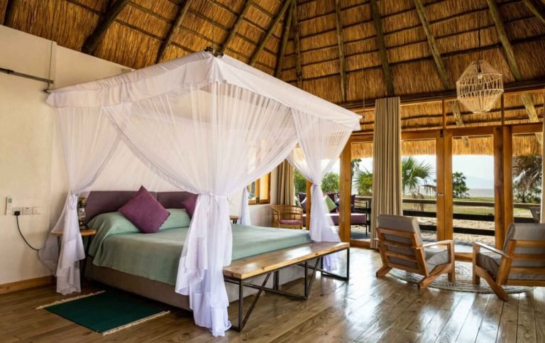 Maramboi-Tented-Lodge-1920x1280-30-1240x780