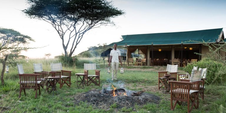 camp-fire-nyikani-camp-central-serengeti-tanzania