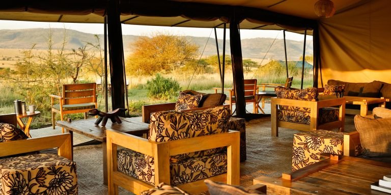the-lounge-area-nyikani-camp-central-serengeti