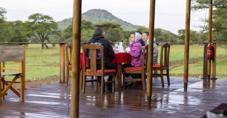Safari Haven Serengeti dinning area outside