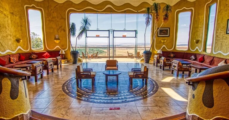 lobby-lounge-mara-serena-lodge
