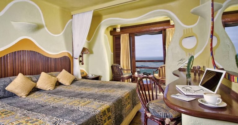 standard-room-mara-serena-safari-lodge-kenya