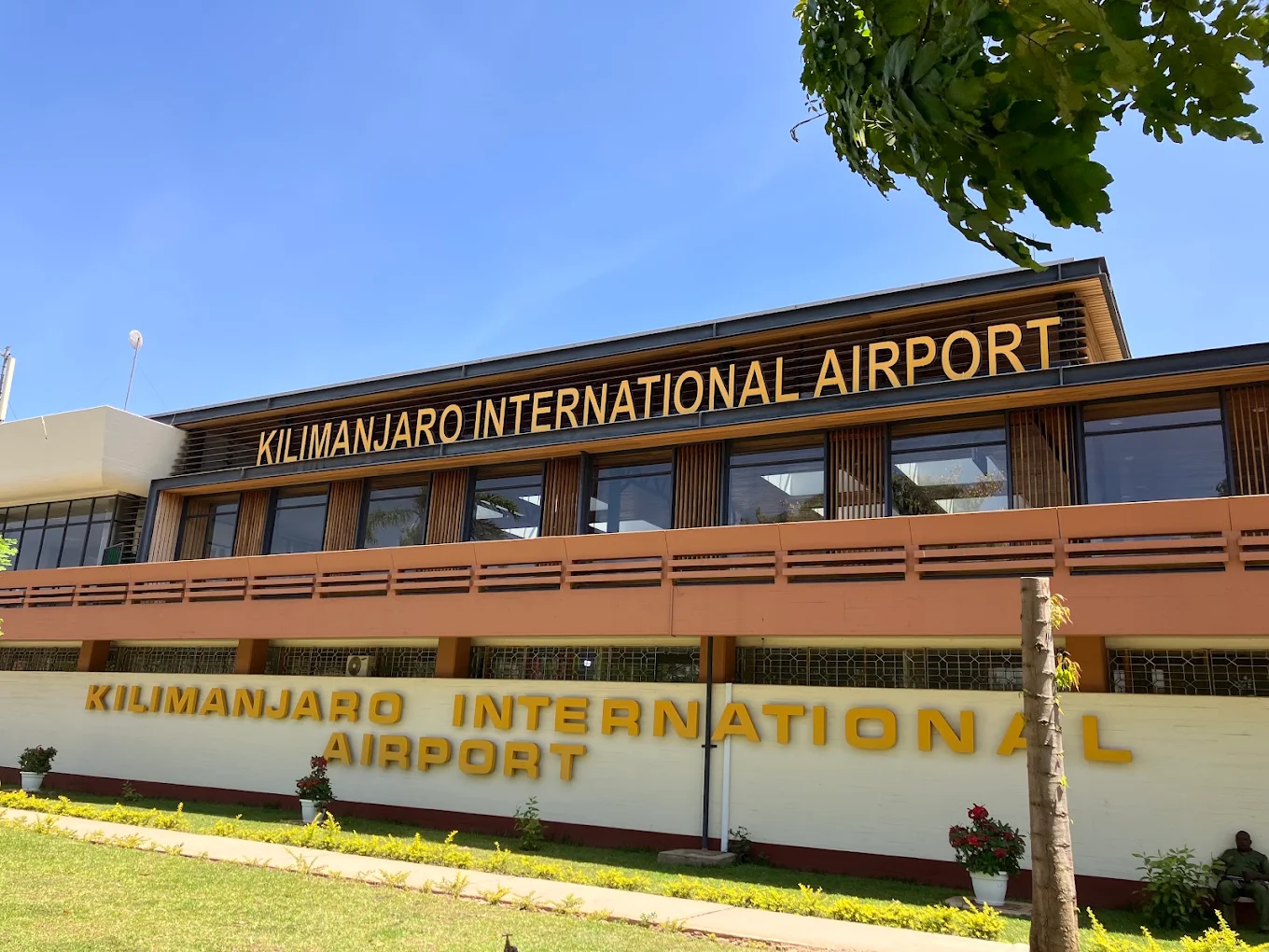 8 Days Tanzania Safaris - Kilimanjaro Airport